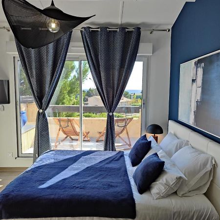 Suites Jm - Les Pins Marines - Jacuzzi & Vue Mer Bandol Esterno foto