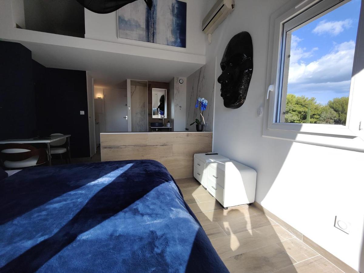 Suites Jm - Les Pins Marines - Jacuzzi & Vue Mer Bandol Esterno foto