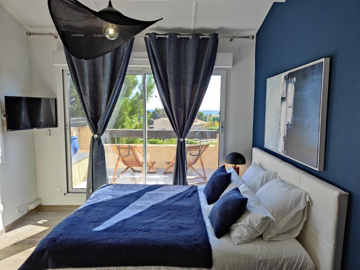Suites Jm - Les Pins Marines - Jacuzzi & Vue Mer Bandol Esterno foto